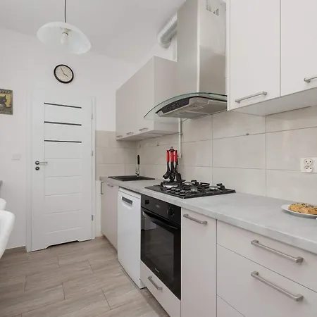 Beige Near Pge And Park Praski Perfect For Remote Work By Renters Apartament Warszawa