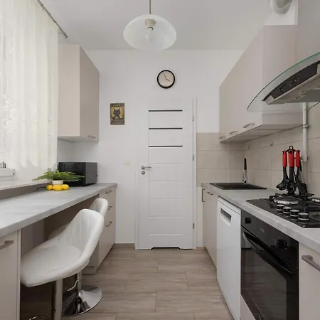 Apartmán Beige Near Pge And Park Praski Perfect For Remote Work By Renters Varšava