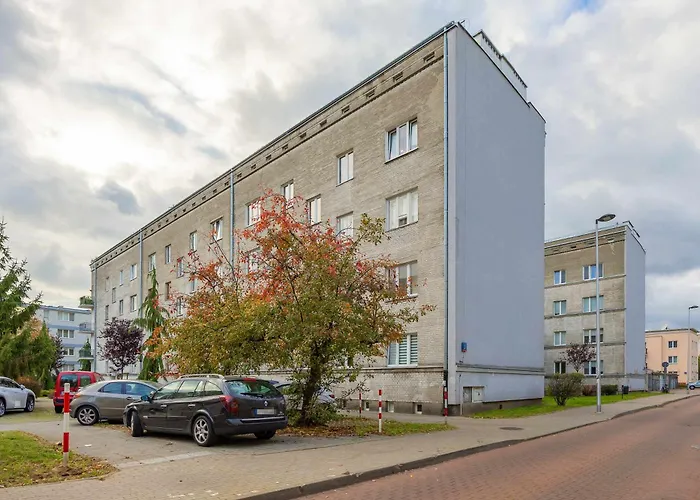 Beige Near Pge And Park Praski Perfect For Remote Work By Renters Apartment