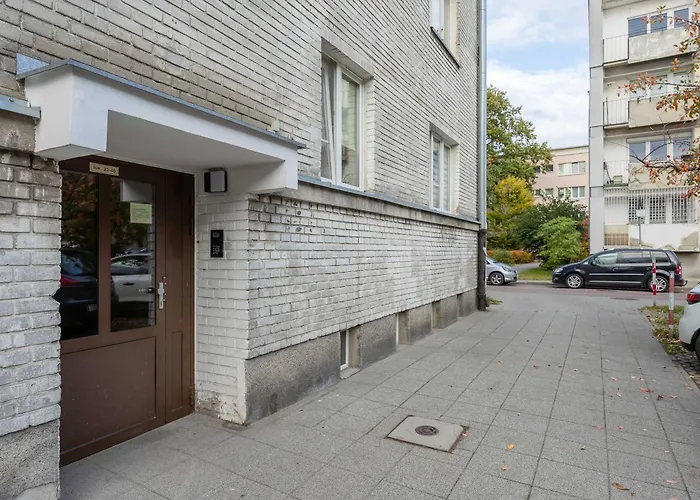 Beige Near Pge And Park Praski Perfect For Remote Work By Renters Apartment *